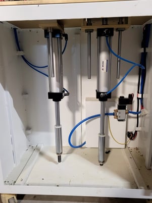 Convectium #710 Shark VAS01316, Capping Machine, Caps 100 Cartridges, Disposables or pods/ 30 Secondary, 10 x - Image 4