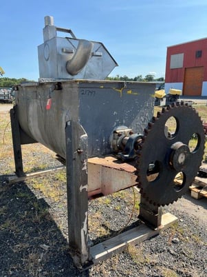 76 cu.ft. Stainless Steel ribbon blender, 36" wide x 96" long, 20 HP, mounted on mild steel frame - Image 7