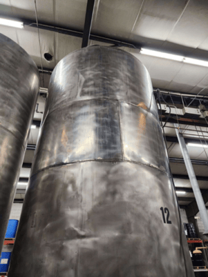 4000 gallon Stainless Steel mix tank, side bottom entering agitator, dish top & bottom, mounted on legs - Image 8