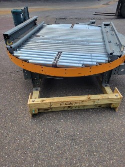 Unknown Pallet Conveyor Turntable, Sew-Eurodrive motor 230/460V., 1751 RPM, great condition - Image 4