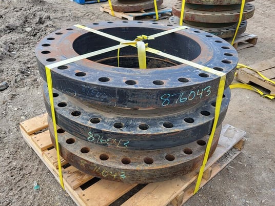28 bolt b16 47a 28 class 300 a/s steel flange 1035 - Image 1
