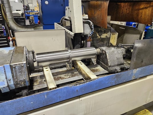 12.6" x 39.4" Toyoda #GL4P-100EII, CNC cylindrical grinder, GC32 Control, 2" x 16" wheel, 2000 - Image 3