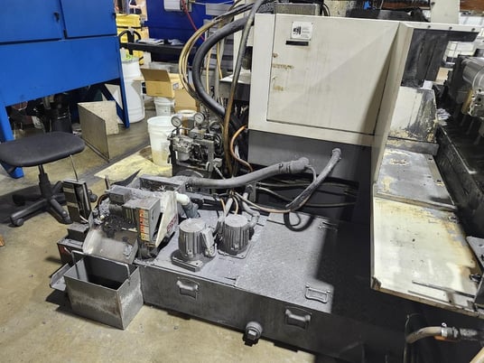 12.6" x 39.4" Toyoda #GL4P-100EII, CNC cylindrical grinder, GC32 Control, 2" x 16" wheel, 2000 - Image 5