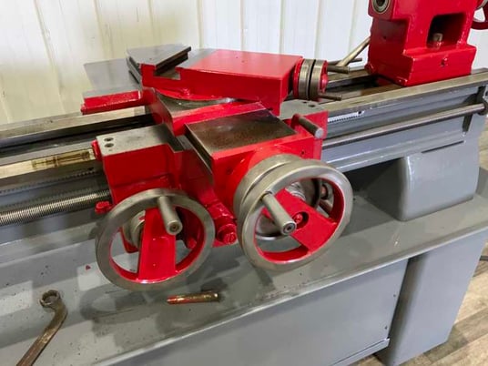 15" x 42" Sheldon #R15-6, engine lathe, 8" swing over cross slide, 3 & 4-jaw 10" chuck, 3 HP, taper attachment - Image 5
