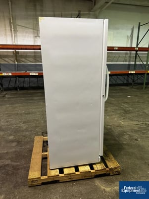 Thermo Scientific Refrigerator, Model 3767A, 115V single phase, r134a refrigerant, S/N 0121711501130624 - Image 5