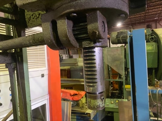50 Ton, Wilson, H-Frame Hydraulic Press, 31" Interior width, 67" bed to ram nose, 102" overall height, 12 - Image 5