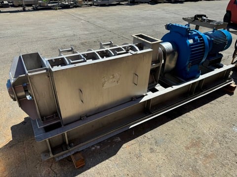 Refiner, FKC Screw Press #RE-350, Stainless Steel, 14" diameter, 30 HP - Image 4
