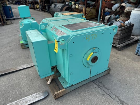 150 HP 300/900 RPM General Electric, Frame 4457, DPFG-BV, 500 VA - Image 2