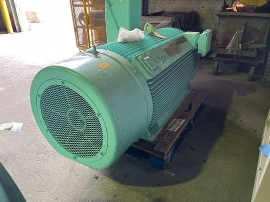 300 HP 1200 RPM Siemens, Frame 5011, TEFC BB, 2300/4000 Volts - Image 2
