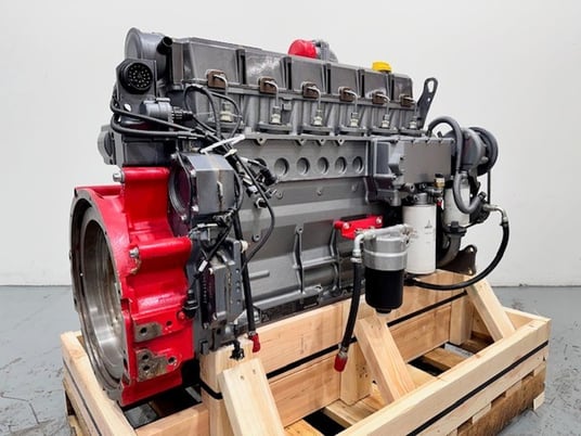 264 HP Deutz #BF6M1013FC, Engine Assembly, new surplus - Image 2