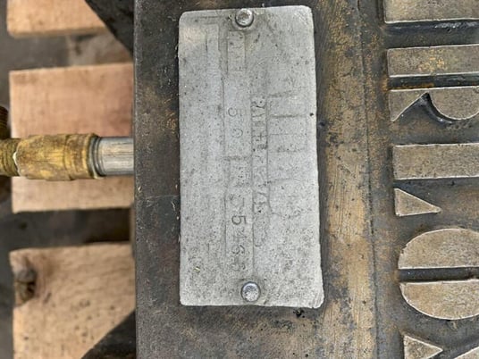 Airlox #S-50 Ar Vise, S/N 35 464, (qty 4) - Image 5