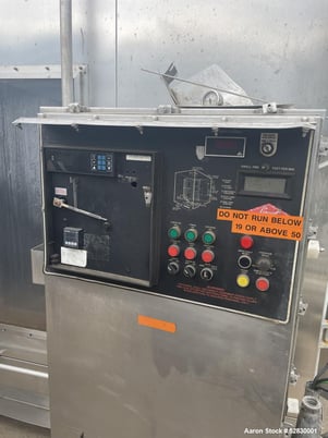 Liquid Carbonics #JE-U6-34S/272/5.7, Co2 freezer with 8 heaters, all Stainless Steel, 1995 - Image 6