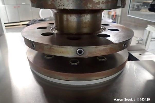 Kilian #T100, rotary tablet press, 9 station, 16mm tablet diameter, 1997 - Image 10