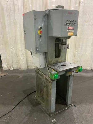 6 Ton, Denison #RO65LC264FSD266D210A12220, hydraulic C-frame press, 10" stroke, 5 HP - Image 1
