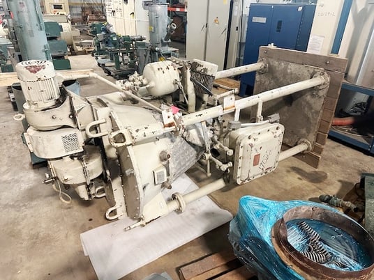 3.5 cu.ft. J.h. Day, Stainless Steel nauta mixer, 125 psi @ 353&deg;F, 5 HP, serial #42408-1759, 1988 - Image 1