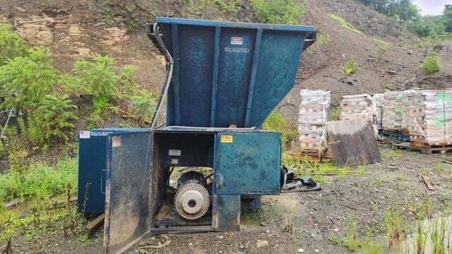 Challenger #CG-300-3037-ST Grinder, 2000 - Image 3