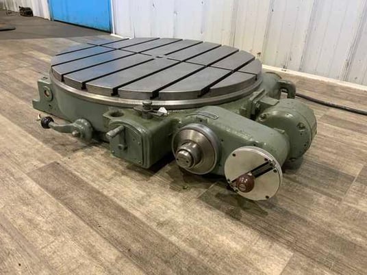 30" Pratt & Whitney #30, power rotary table, 1/4 HP, 7 parallel T-slots - Image 1