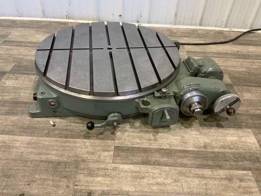 30" Pratt & Whitney #30, power rotary table, 1/4 HP, 7 parallel T-slots - Image 2