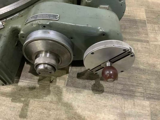 30" Pratt & Whitney #30, power rotary table, 1/4 HP, 7 parallel T-slots - Image 4