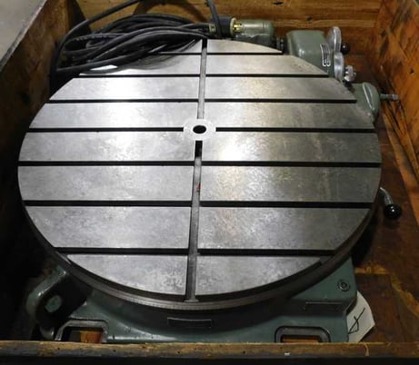 30" Pratt & Whitney #30, power rotary table, 1/4 HP, 7 parallel T-slots - Image 5