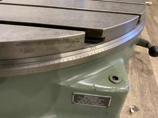 30" Pratt & Whitney #30, power rotary table, 1/4 HP, 7 parallel T-slots - Image 7
