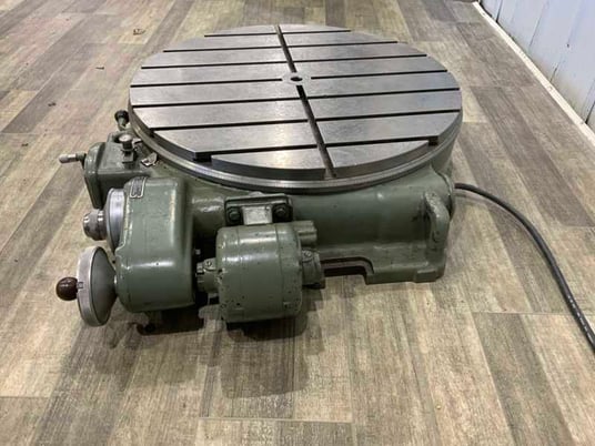 30" Pratt & Whitney #30, power rotary table, 1/4 HP, 7 parallel T-slots - Image 8