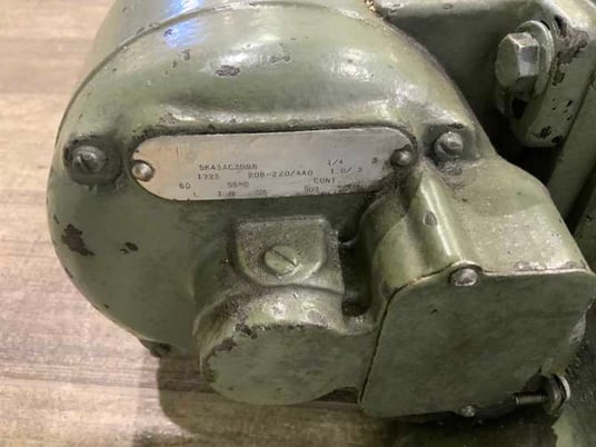 30" Pratt & Whitney #30, power rotary table, 1/4 HP, 7 parallel T-slots - Image 10