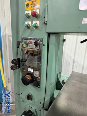 40" x 12" W.F. Wells #V4012, vertical band saw, 29" x27" table area, 4 speed transmission - Image 7