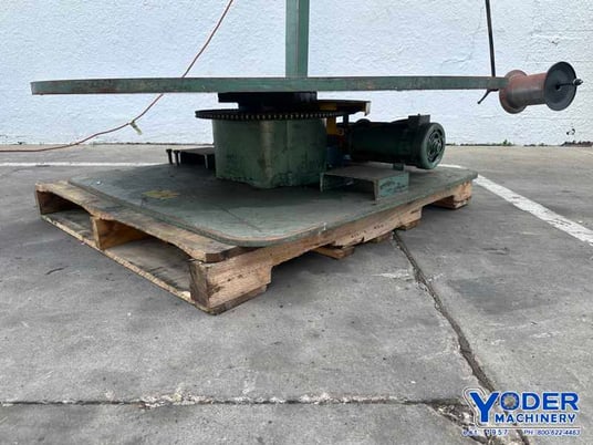 6000 lb. CoilMate #CM6048, pallet decoiler, 48" outside dimension, 48" platform, 3/4 HP, 0-23 RPM, 1996 - Image 3