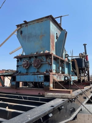 American Pulverizer #TRS-3535, mobile shredder, 35" x35" feed opening - Image 2