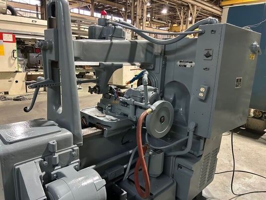 Barber-Colman #16-16, gear hobber, horizontal, 16" workpiece diameter, 6 diametral pitch - Image 3