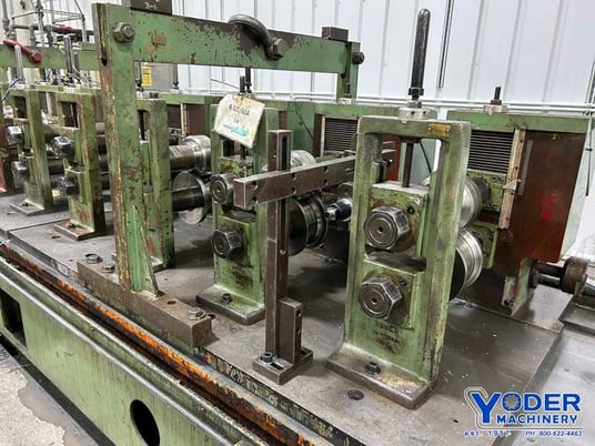 28 Stand, Yoder #M3, rafted rollformer, 3" spindle diameter, 18" roll space, equal geared, 1995 - Image 2