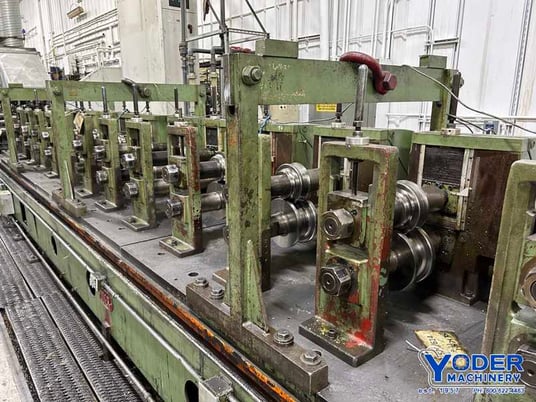 28 Stand, Yoder #M3, rafted rollformer, 3" spindle diameter, 18" roll space, equal geared, 1995 - Image 3
