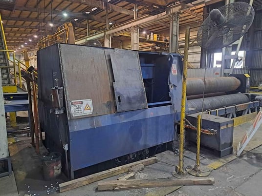 13' x 3" Faccin #HAV-4072, initial pinch plate bending roll, hydraulic, 3-rolls, 2009 - Image 5