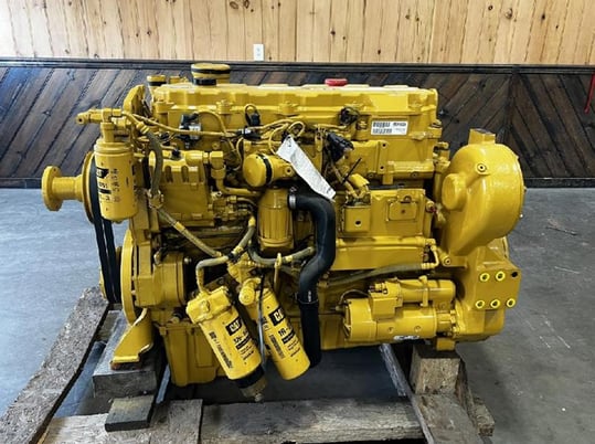 325 HP Caterpillar #C-9, Engine Assembly, new - Image 1
