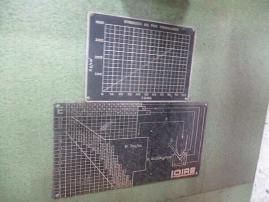 80 Ton, Loire, hydraulic press brake w/ dies, 10' overall - Image 3