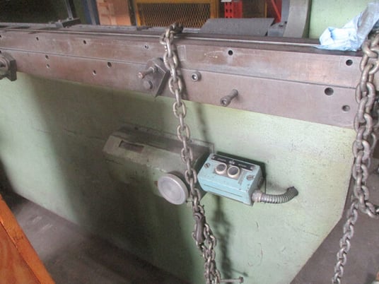 80 Ton, Loire, hydraulic press brake w/ dies, 10' overall - Image 5