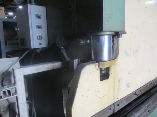 80 Ton, Loire, hydraulic press brake w/ dies, 10' overall - Image 7