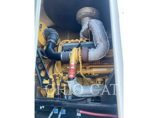 1000 KW Caterpillar APS1000, Mobile Generator Set, Diesel, 1800 RPM, 480V, 4648 hours, 2006 - Image 4