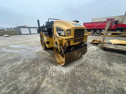 Caterpillar CB34B, Compactor, 5747 hours, S/N: XB400107, 2015 - Image 2