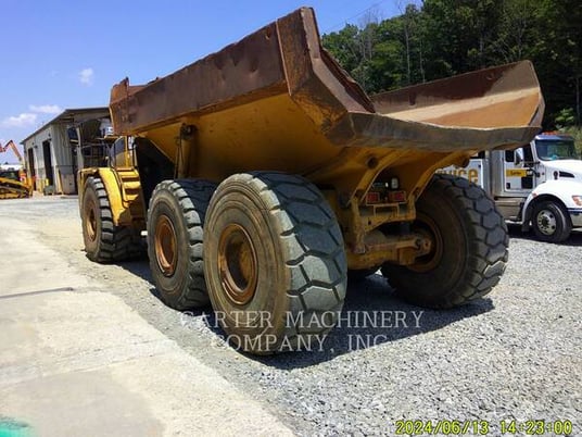 Caterpillar 740, Articulated Truck, 17408 hours, S/N: 0AXM00779, 2003 - Image 4