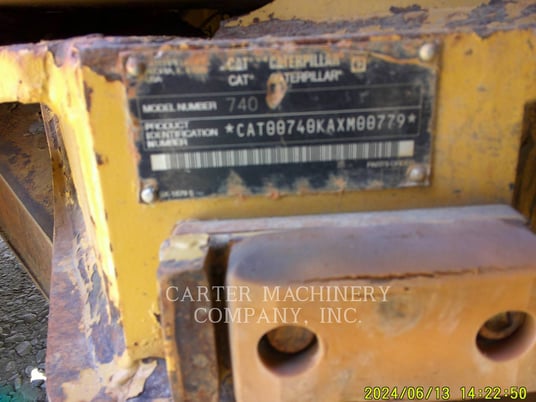 Caterpillar 740, Articulated Truck, 17408 hours, S/N: 0AXM00779, 2003 - Image 6