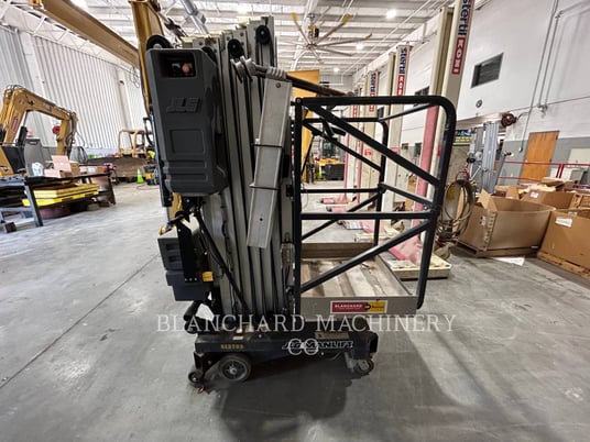 Jlg Industries, Inc. 30AM, Lift Scissor, S/N: 0900038306, 2019 - Image 2