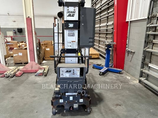 Jlg Industries, Inc. 30AM, Lift Scissor, S/N: 0900038306, 2019 - Image 4