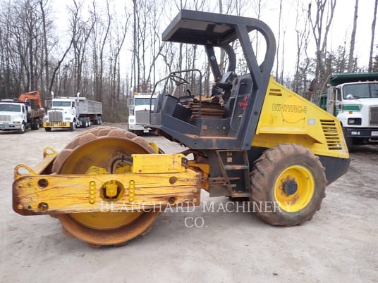 Bomag BW177PDH-3, Vibratory Single Drum Pad, 1878 hours, S/N: 901581551125, 2006 - Image 5