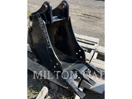 Caterpillar 304/305 16" HD BUCKET, Bucket, S/N: A416ABK30224, 2017 - Image 1