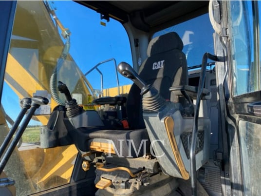 Caterpillar 320, Crawler Excavator, 5966 hours, S/N: HEX20531, 2020 - Image 5
