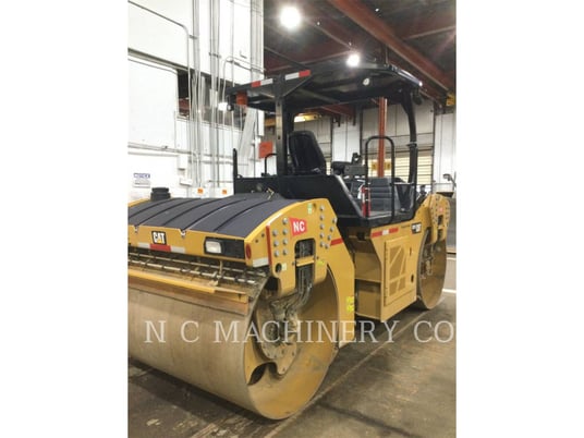 Caterpillar CB13, Asphalt Paver, 824 hours, S/N: PWP00338, 2019 - Image 1