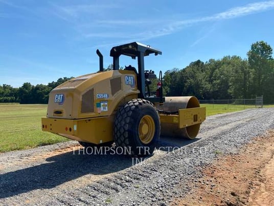Caterpillar CS54B, Vibratory Single Drum Smooth, 44 hours, S/N: CS501309, 2022 - Image 3