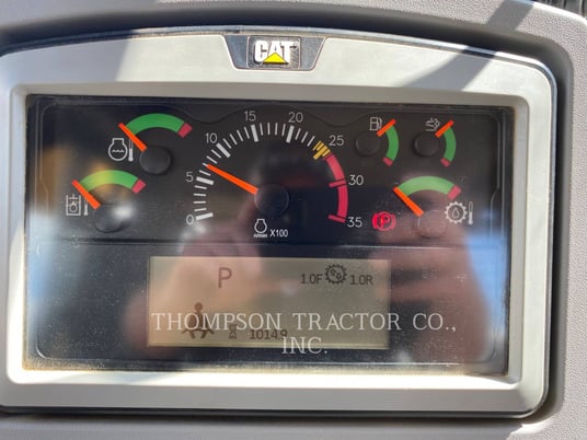 Caterpillar D8T, Crawler Dozer, 2458 hours, S/N: FMC01821, 2018 - Image 5